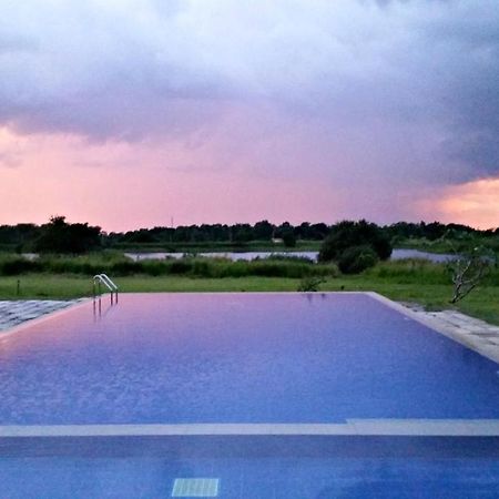 Hotel Birdwing Sigiriya Exterior foto